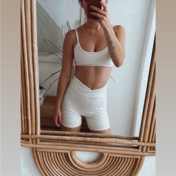 HG x Strut This Set - Picture 2 of 8